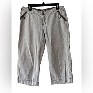 Vintage No Excuses Gray/Brown Striped Capri